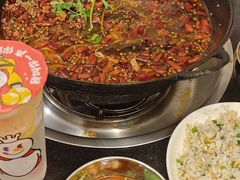 -鸿顺老铁锅美蛙鱼府(解放碑店)