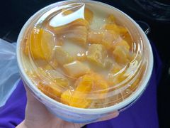 芒果黄桃冰-美肴冰品·汉堡·牛腩饭(总店)