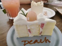 蜜桃蛋糕-野路甜点铺(松柏路店)
