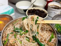 -正宗杨记普洱酸醋米线(总店)