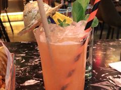 famous鸡尾酒-Famous肥猫墨西哥音乐餐吧(五棵松华熙LIVE店)