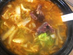 -闫家驴肉老店(华电一校店)