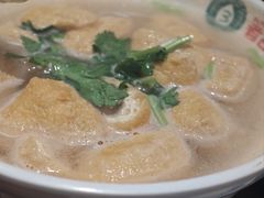 -老天桥酱肉烧饼夹肘子(天桥店)