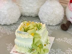 -花花卷卷·鲜食蛋糕(泉屋店)