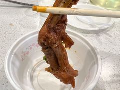 经典中翅鸭爪爪-张大师鸭爪爪特色干锅(南湖店)