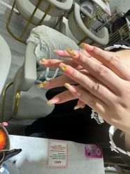 -瞧·享轻奢美甲美睫