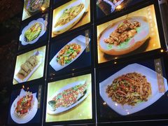 -陌上花开餐厅(云山路店)