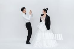 -AOROA·奥洛拉婚纱摄影·旅拍·礼服