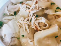 鸡汤三鲜馄饨-王興記(中山路店)