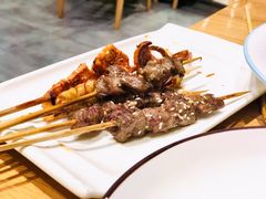 烤牛肉串-伊喜饺子·烤鸭(五道口学院路店)