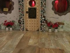 -碧中海汤泉汗蒸酒店