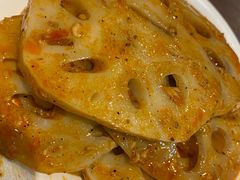 -爆炸头阿姨小四川正宗川味小吃(无任何分店)