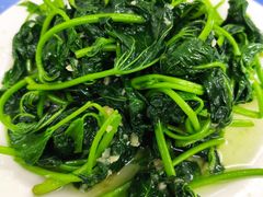 炒地瓜叶-老杨饭店(万科里店)