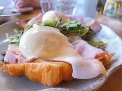 -ROAST coffee & eatery