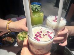 手作玫瑰奶白酒-芸山季·云南山珍菌火锅(人民广场来福士店)