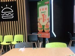 -德克士(翠湖二路吾悦广场店)