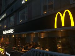 -麦当劳(伟城广场店)