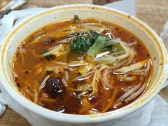 -天瑞福云南过桥米线(十里河店)