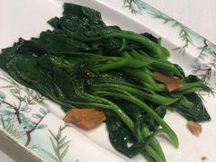 方魚炒芥蘭-潮林府私房菜