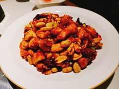 宫爆鸡丁-陈阿婆鱼头泡饼·京味菜(复兴路店)