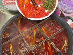 -赵美丽·重庆社区火锅·直营店(火车东站·中豪国际店)