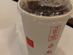 -麦当劳(上海虹桥站30B检票口楼上)