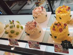 -花花卷卷·鲜食蛋糕(泉屋店)