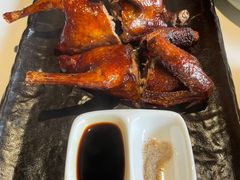 非遗红烧乳鸽-侨美·唐荔园·40年地道粤菜