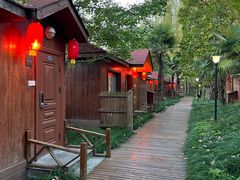 -上海怡沁园度假酒店