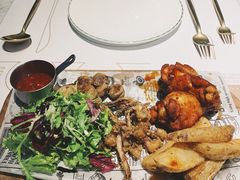 小食拼盘-张爱施法式西餐厅(汉街店)