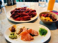-锦厨国际自助餐厅 · 云端景观 (昆明索菲特大酒店)