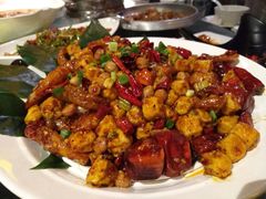 宫爆大虾-舌尖上的食缘花园主题餐厅