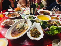 -皇宫大酒店