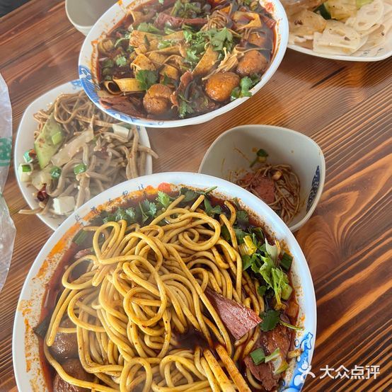 慧慧牛肉丸子面