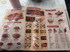 -霄汉牛三鲜湖北砂锅菜(万松园2店)