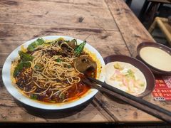 -周小波重庆小面·重庆名小吃(邹容路店)