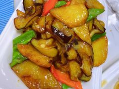 -雪乡阁东北农家菜(颛桥约好休闲街店)