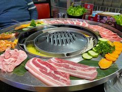 -哈哈碳都·牛肋条无限自助烤肉(宝龙店)