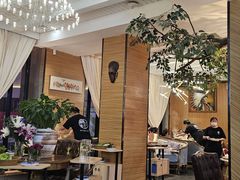 -樾餐厅泰式海鲜火锅(民歌湖店)