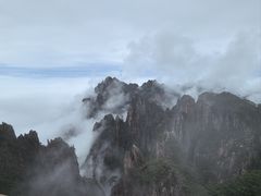 -黄山光明顶山庄