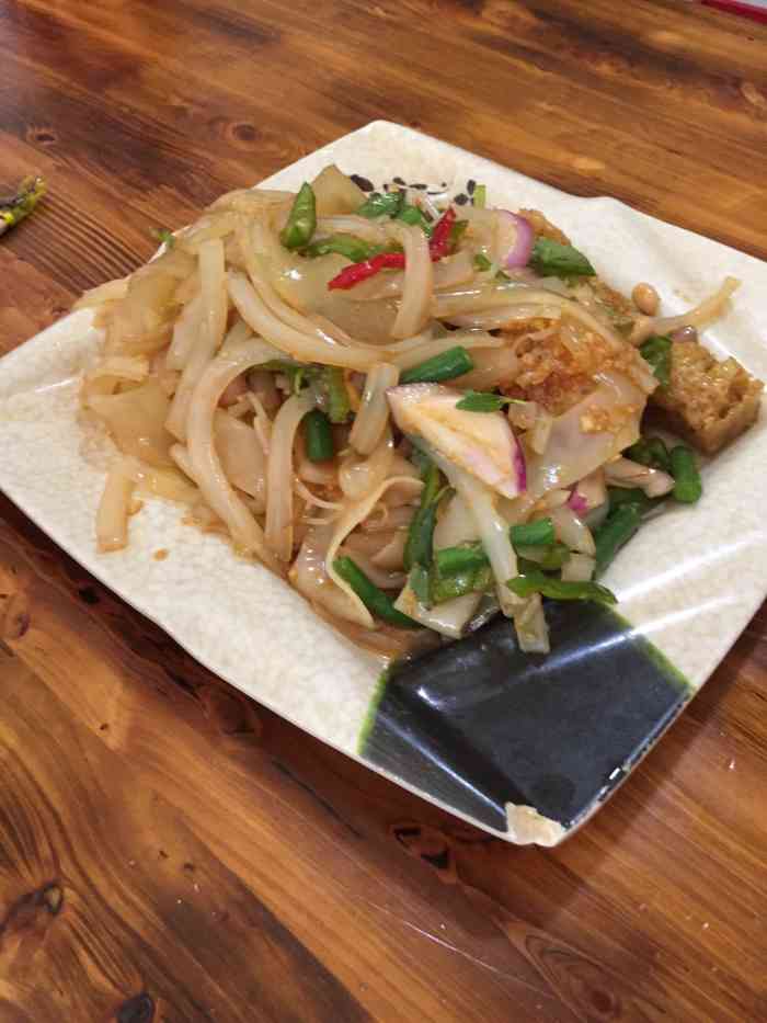 小谭刀削面(泉北店)-"开在家门口的店 吃了好多次了 .