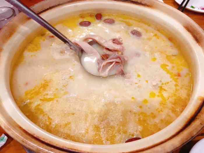 臻太兴猪肚鸡火锅(世纪华阳店)