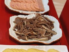 -鸿通城购物中心