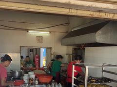 -洲心明记烧肉大粥(总店)