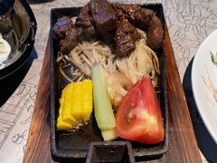 铁锄牛排-穹六人间 people 6(岳阳路店)