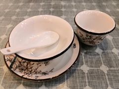-小厨子私房菜·云南美食店