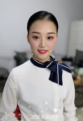 -双双化妆造型工作室