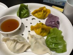 五味海鲜水饺拼盘-东莱馋房(陆家嘴店)