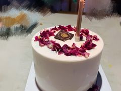 迷你玫瑰荔枝蛋糕-巴黎贝甜(大宁国际商业广场店)