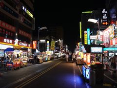 -六合夜市